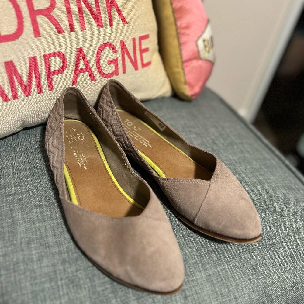 TOMS 🤎